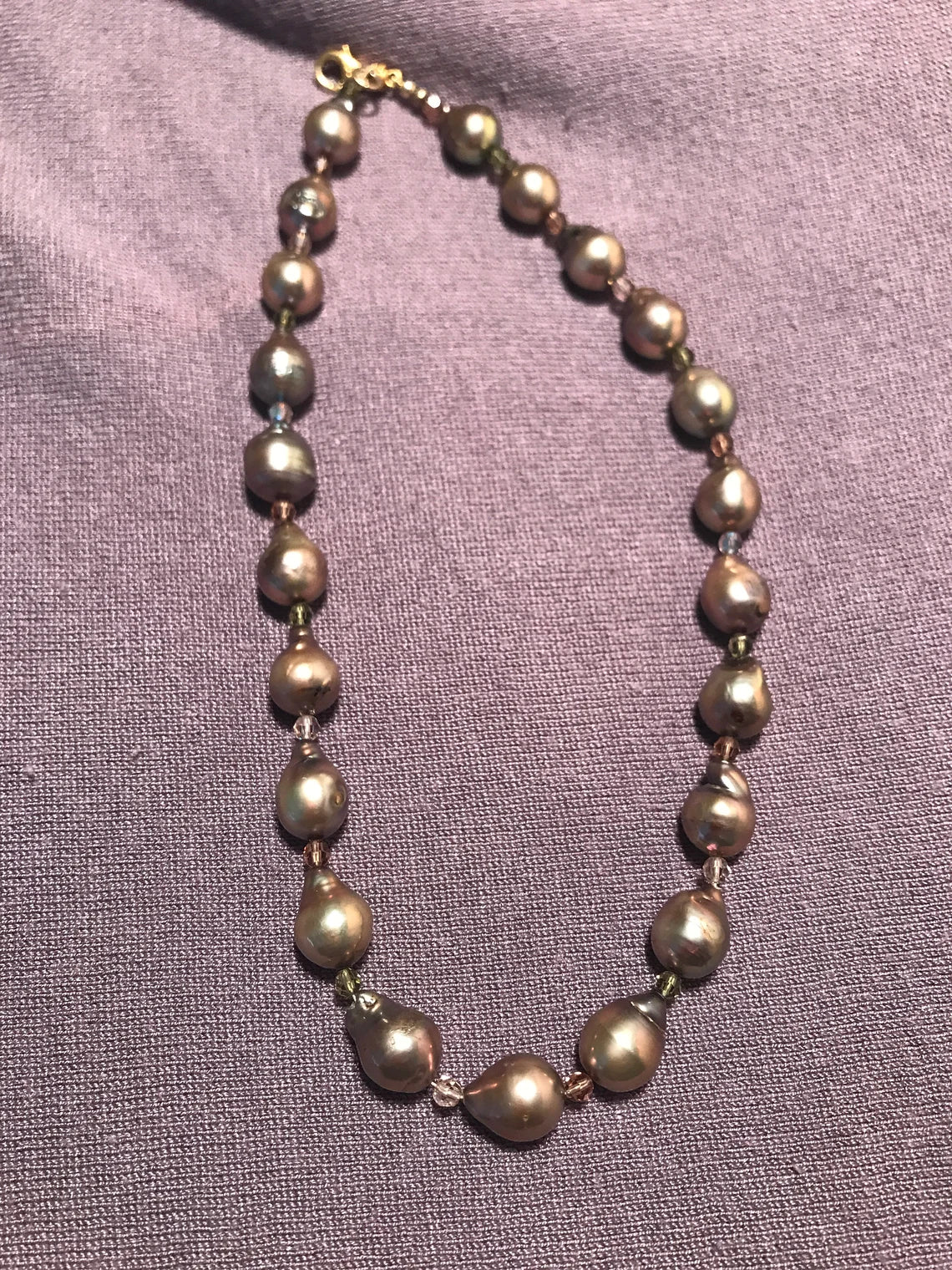 Romantic Green Baroque Pearl Beauty