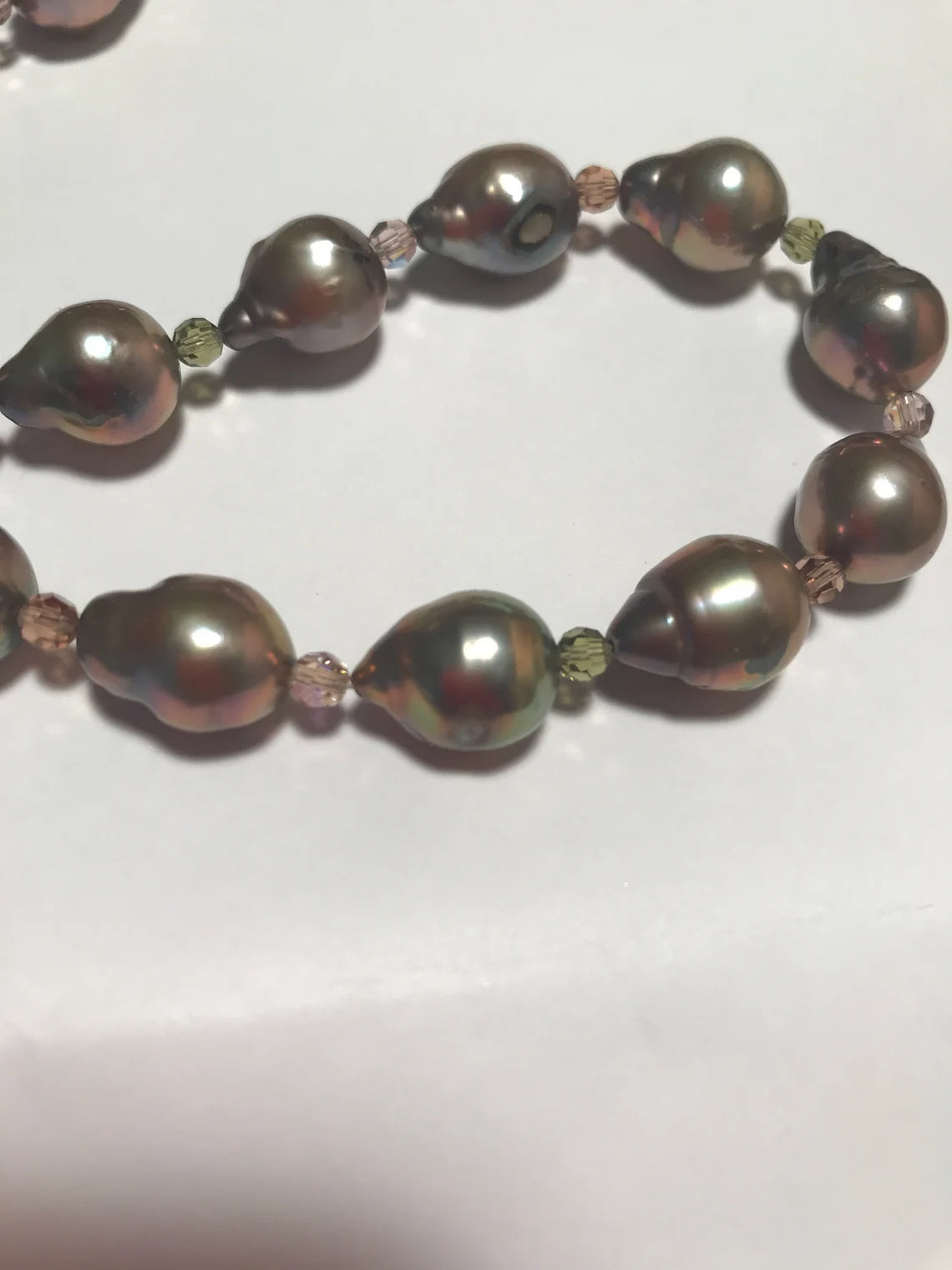 Romantic Green Baroque Pearl Beauty